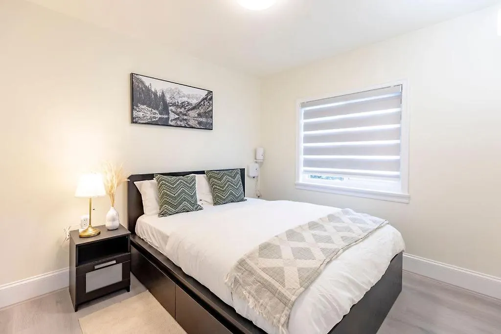 Vancouver Cozy Cove Holiday home